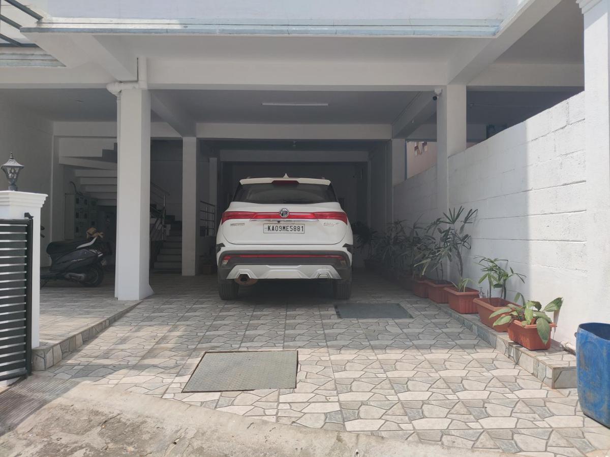Yoga House Apartamento Vanivilasa Puram Exterior foto